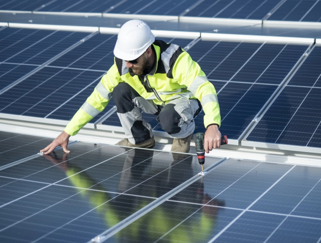 installazione pannello fotovoltaico